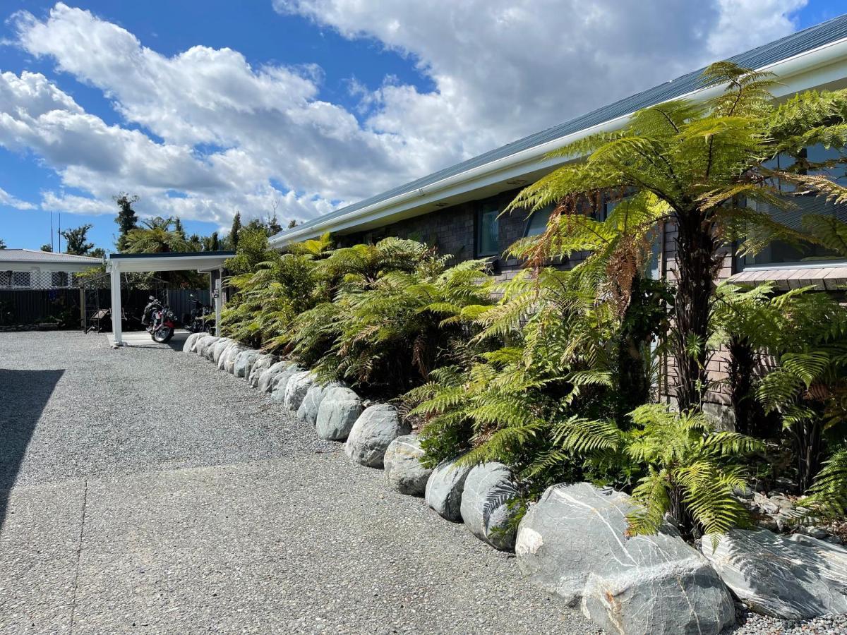 The Terrace Hotel Franz Josef Exterior photo