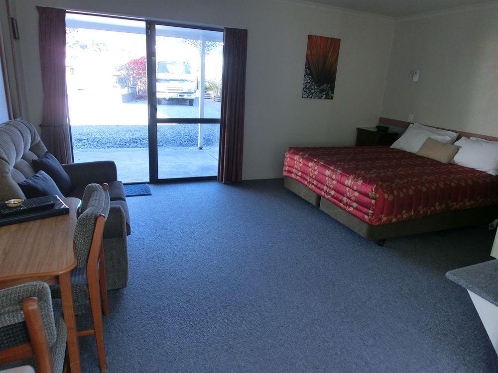 The Terrace Hotel Franz Josef Exterior photo